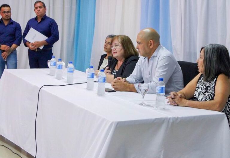 El Gobierno puso en marcha la Escuela de Educación Agropecuaria